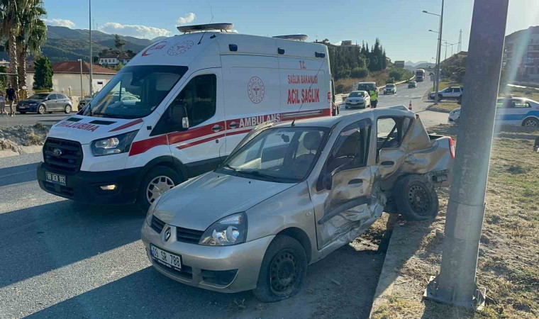 Sökede trafik kazası: 1 ölü, 3 yaralı