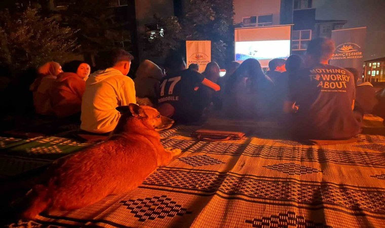 Sonbaharda açık hava sineması etkinliğine ilgi