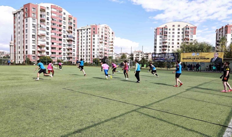 Talasın Cumhuriyet Kupasında heyecan başladı