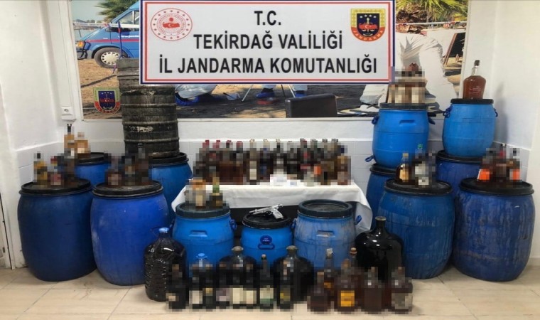 Tekirdağda 700 litre sahte içki ele geçirildi