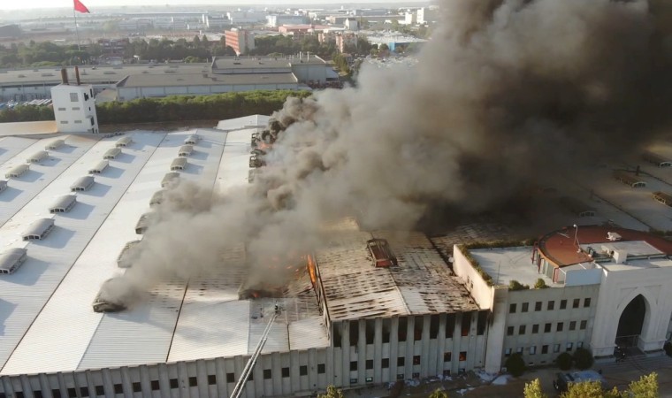 Tekirdağdaki fabrika yangını 3 saattir devam ediyor