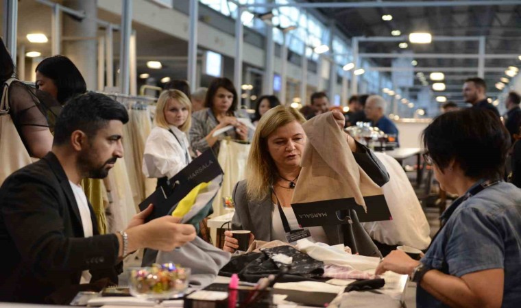 Tekstil sektörünün kalbi Bursa Textile Showda attı