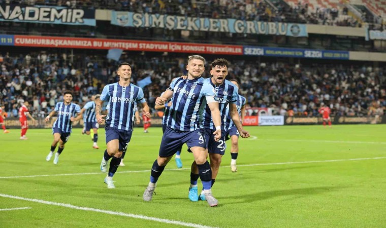 Trendyol Süper Lig: Adana Demirspor: 2 - Sivasspor: 1 (İlk yarı)