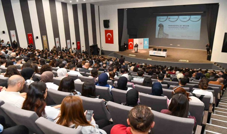 Tuncelide 2 gün sürecek Anadolunun Horasanı Tunceli sempozyumu başladı