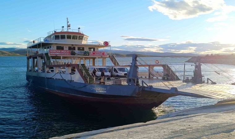 Tuncelide feribot seferleri yeniden başladı