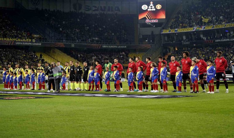 UEFA Avrupa Ligi: Fenerbahçe: 0 - Manchester United: 0 (Maç devam ediyor)