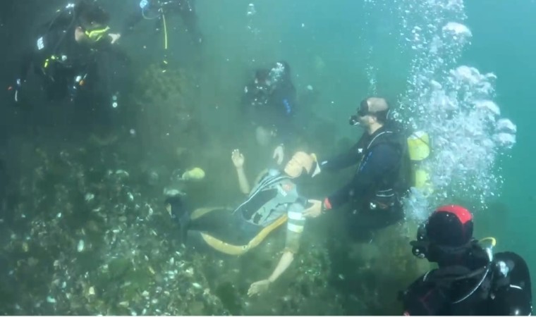 Vandaki itfaiye ekibi, İstanbul Boğazındaki tatbikata katıldı