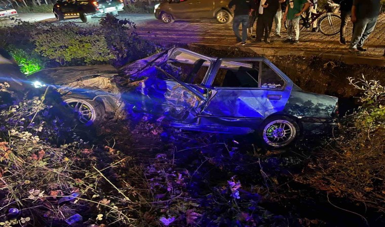 Zonguldakta iki ayrı trafik kazasında 4 kişi yaralandı