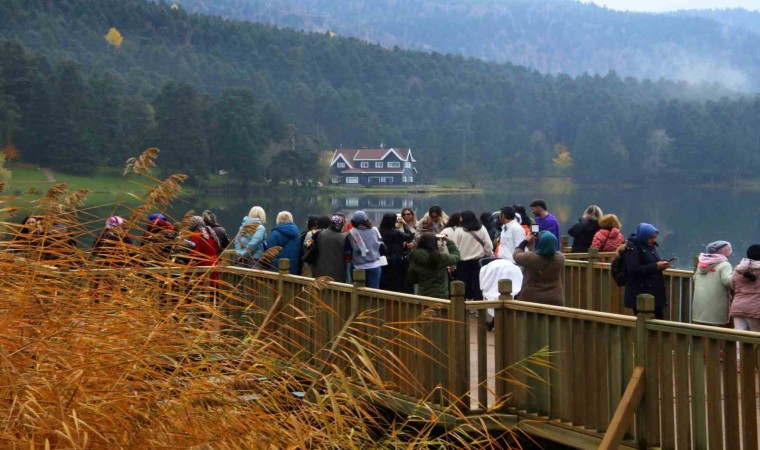 18 kilometre yürüdüler, temiz havanın tadını çıkardılar