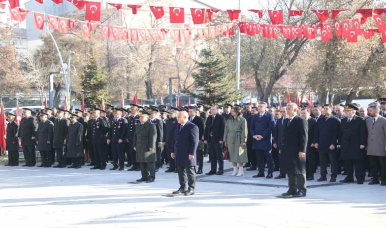 Ağrıda Atatürkü anma töreni düzenlendi