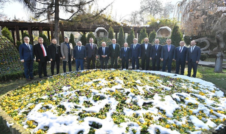 AK Parti Yerel Yönetimler Başkanı Yılmaz: AK Parti siyasetimizin sorumluluklarını ve hepimize yansıyan boyutunu inceledik