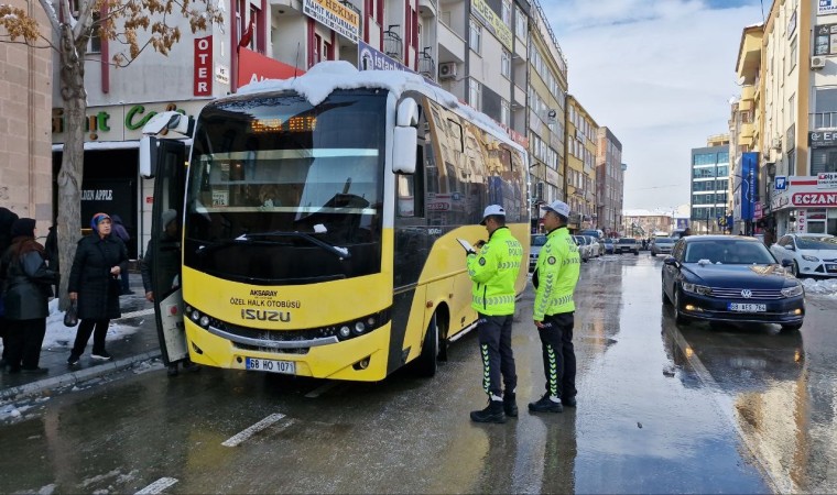 Aksarayda toplu taşıma araçları denetleniyor