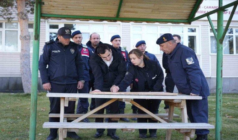 Aladağlarda kaybolan dağcı ikiz kardeşlerin fotoğrafları ortaya çıktı