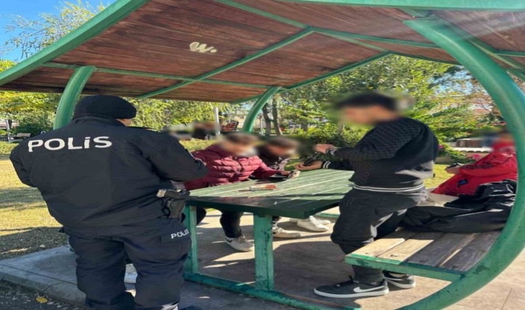 Antalyada polis huzur uygulaması ve denetimler gerçekleştirdi