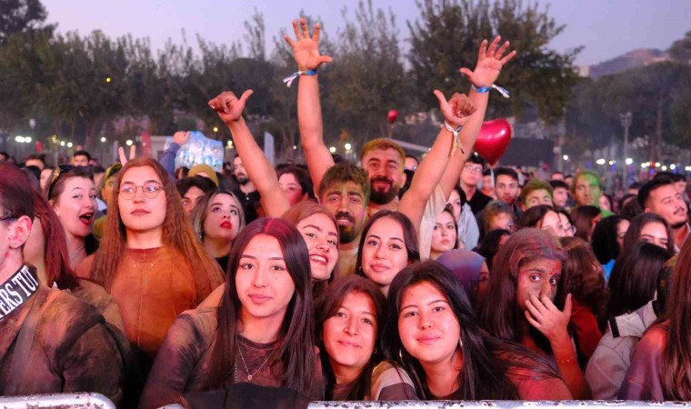 Aydınlı gençlerden Başkan Çerçioğluna Aydınfest teşekkürü