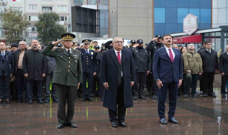 Bahçelievler Belediyesi 10 Kasımda Atatürkü saygıyla andı