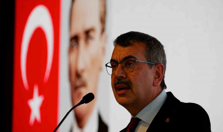 Bakan Tekin: Eğitimi güncel tutmak, yeni olandan faydalanmak için köklerimiz üzerinde yol alacağız