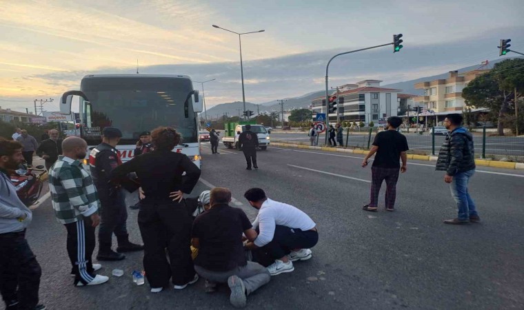 Balıkesirde yolcu otobüsü genç kıza çarptı: 1 yaralı