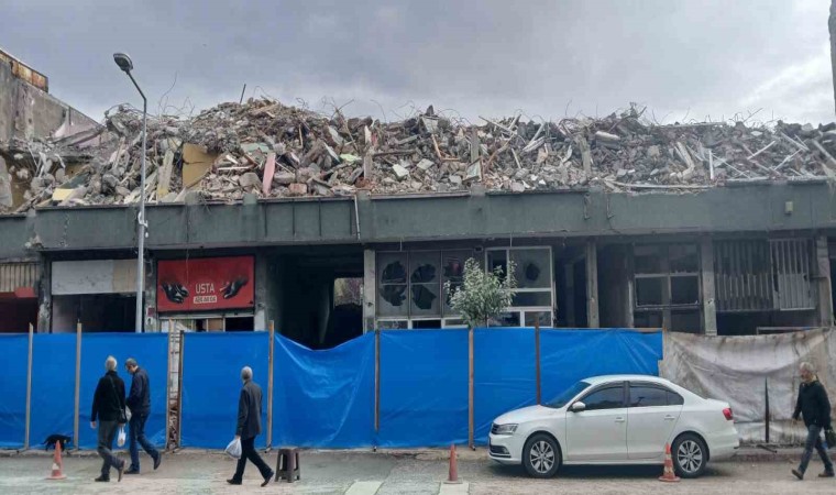 Başkan Değirmenci, “Karabüke dev hizmet binasını kazandırmak için kolları sıvadık”