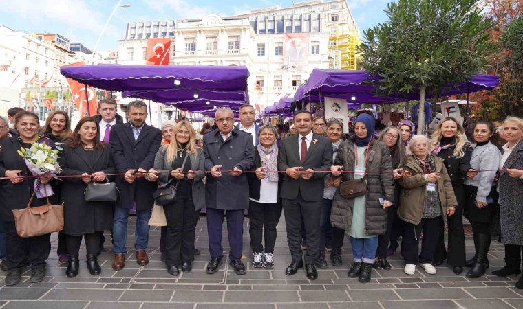 Beyoğlu Belediyesi tarafından kurulan ‘Kadın El Emeği Pazarı açıldı