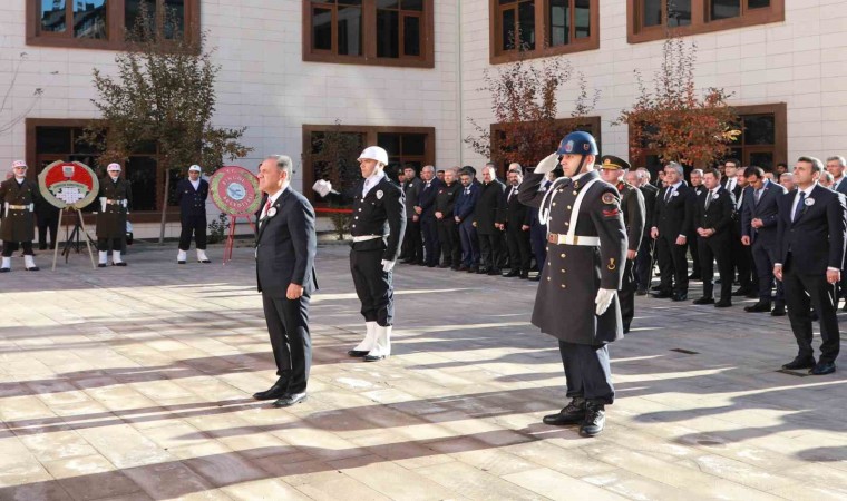 Bingölde Atatürkü anma programı düzenlendi