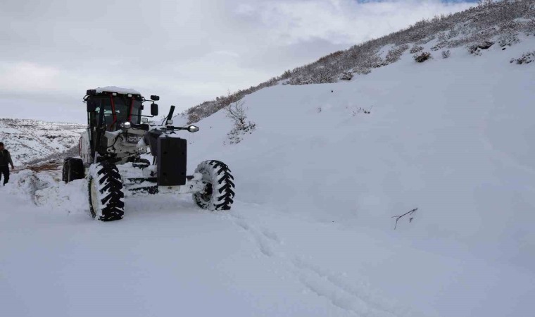 Bingölde kar nedeni ile 88 köy yolu ulaşıma kapandı