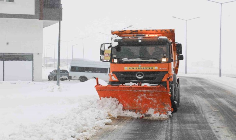 Bitliste 78 köy yolu ulaşıma açıldı