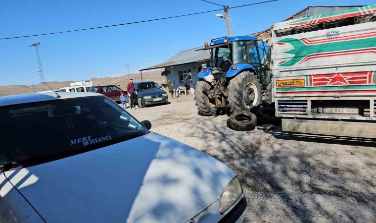 Bitliste lastikçilerde yoğunluk devam ediyor