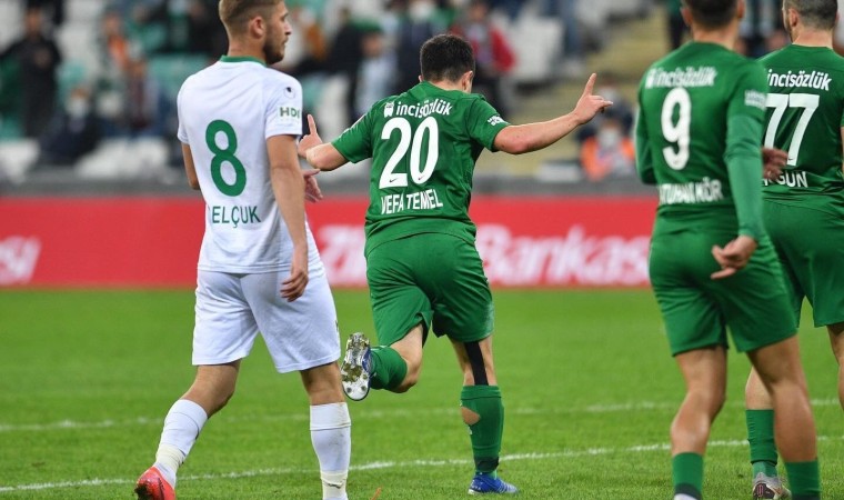 Bursaspor, Vefa Temeli kiraladı