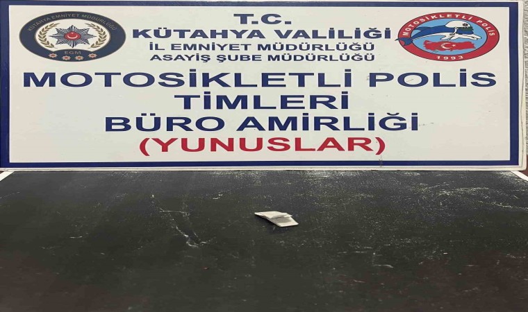 Cep telefonu kılıfından uyuşturucu çıktı