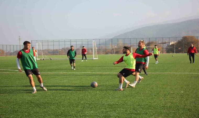 Çeşmeyi deplasmanda yenen Denizli İdmanyurdu, Torbalıspor maçına hazırlanıyor