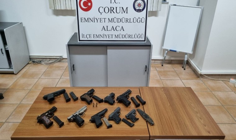 Çorumda 9 adet tabanca ele geçirildi: 1 gözaltı