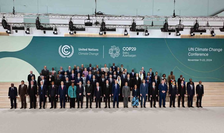 Cumhurbaşkanı Erdoğan, COP29 aile fotoğrafı çekimine katıldı