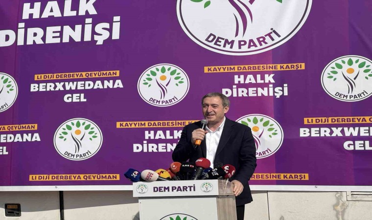 DEM Parti Genel Başkanı Bakırhan: Bahçelinin uzattığı eli tuttuk