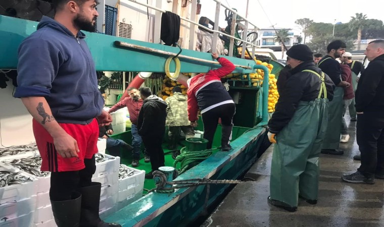 Didimde balıkçı tekneleri denetlendi