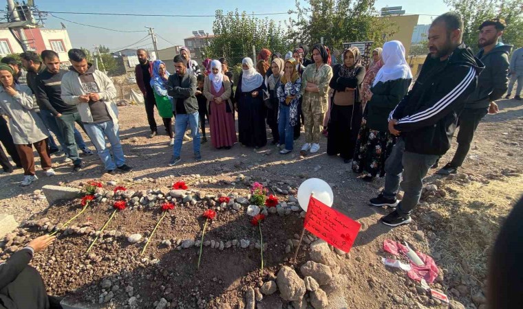 Diyarbakırda ameliyat öncesi hayatını kaybeden Damladan geriye söylediği şarkılar kaldı