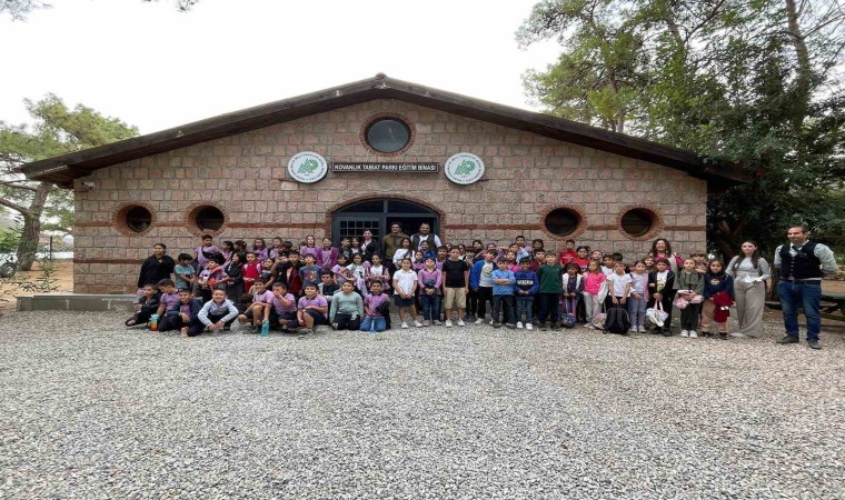 Doğa korumadan Datçada öğrencilere tabiat eğitimi