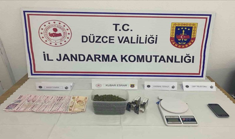 Düzcede jandarmadan uyuşturucu operasyonu