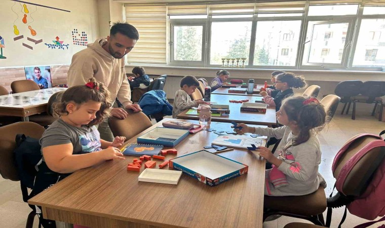 Elazığda gençlik merkezleri yoğun talep görüyor