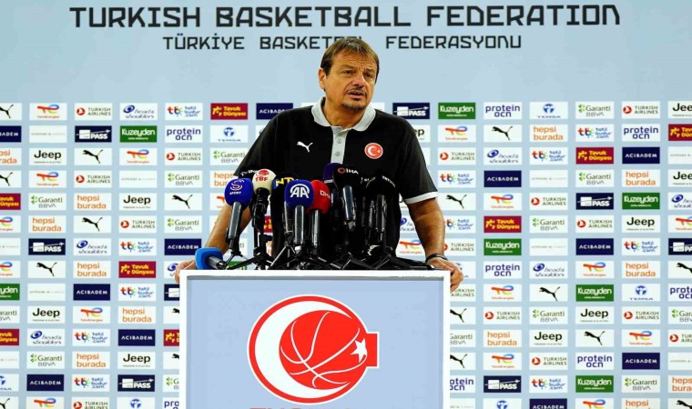 Ergin Ataman: Avrupa basketbolunda bu tip pencere maçları her takım için zor geçiyor