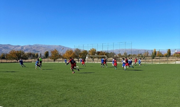 Erzincanda yurtlar arası turnuvalar başladı