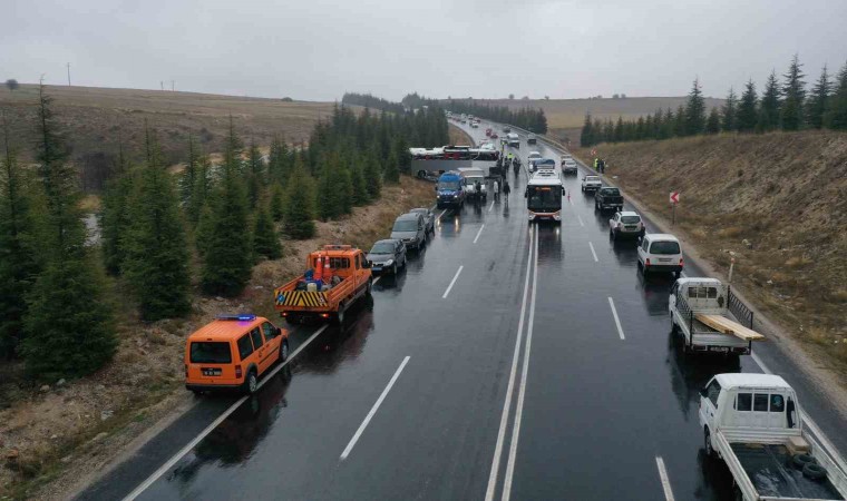 Eskişehirde otobüs kazası: 1 ölü, 1i ağır 42 yaralı