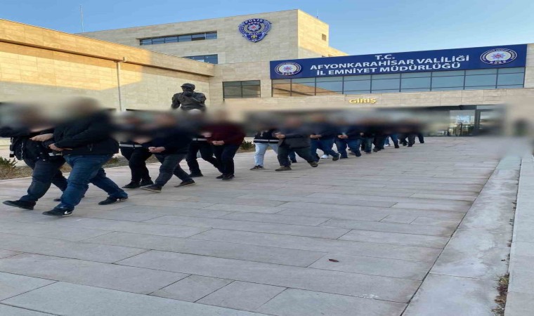 FETÖye Afyonkarahisar merkezli KISKAÇ-30 operasyonu: 22 gözaltı