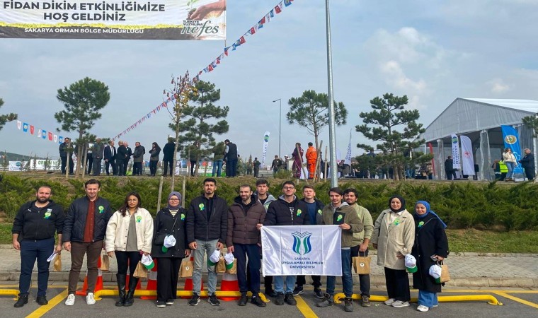 Fidanları toprakla buluşturdular