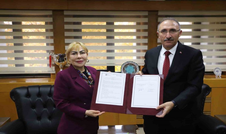 FÜnün ilk AR-GE Merkezi Prof. Dr. Açıkın desteği ile tamamlanacak