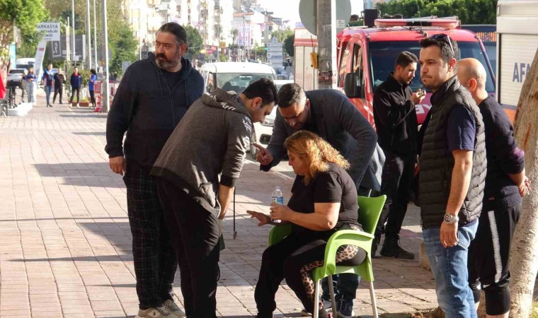 Gaz sıkışması bomba gibi patladı, 2 belediye çalışanı yaralandı