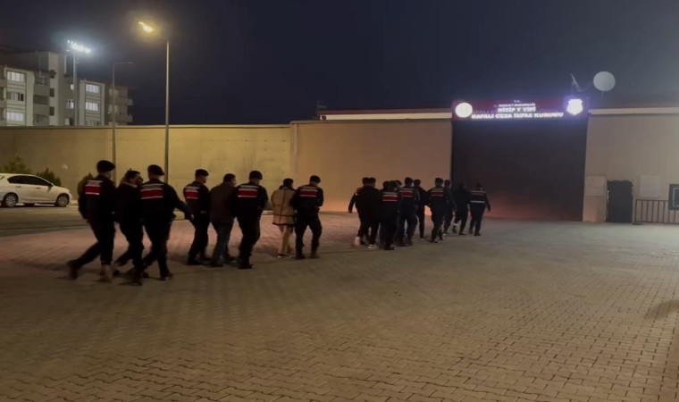 Gaziantepte göçmen kaçakçılarına şok operasyon: 11 şahıs tutuklandı