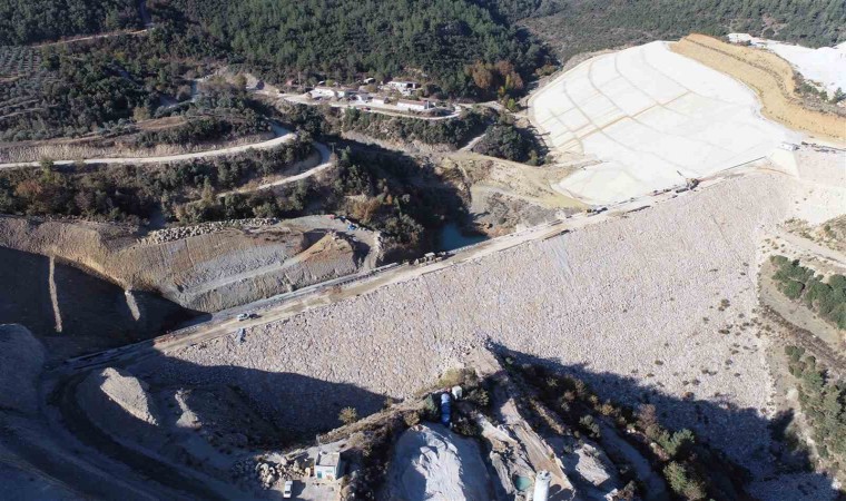 Girme Barajının ön yüz beton imalatı çalışmalarına başlandı