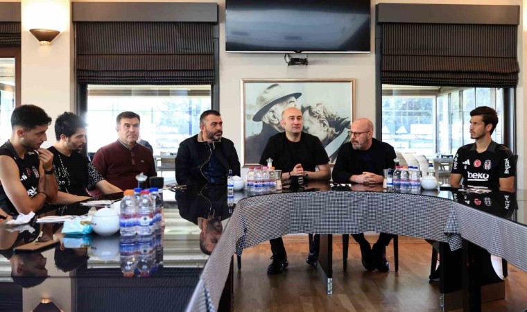 Hüseyin Yücel, Beşiktaşlı futbolcular bir araya geldi