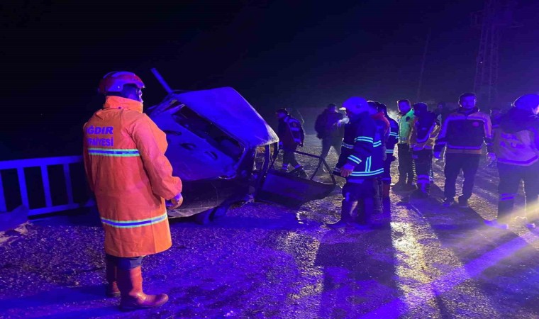 Iğdırda zincirleme trafik kazası: 2 yaralı